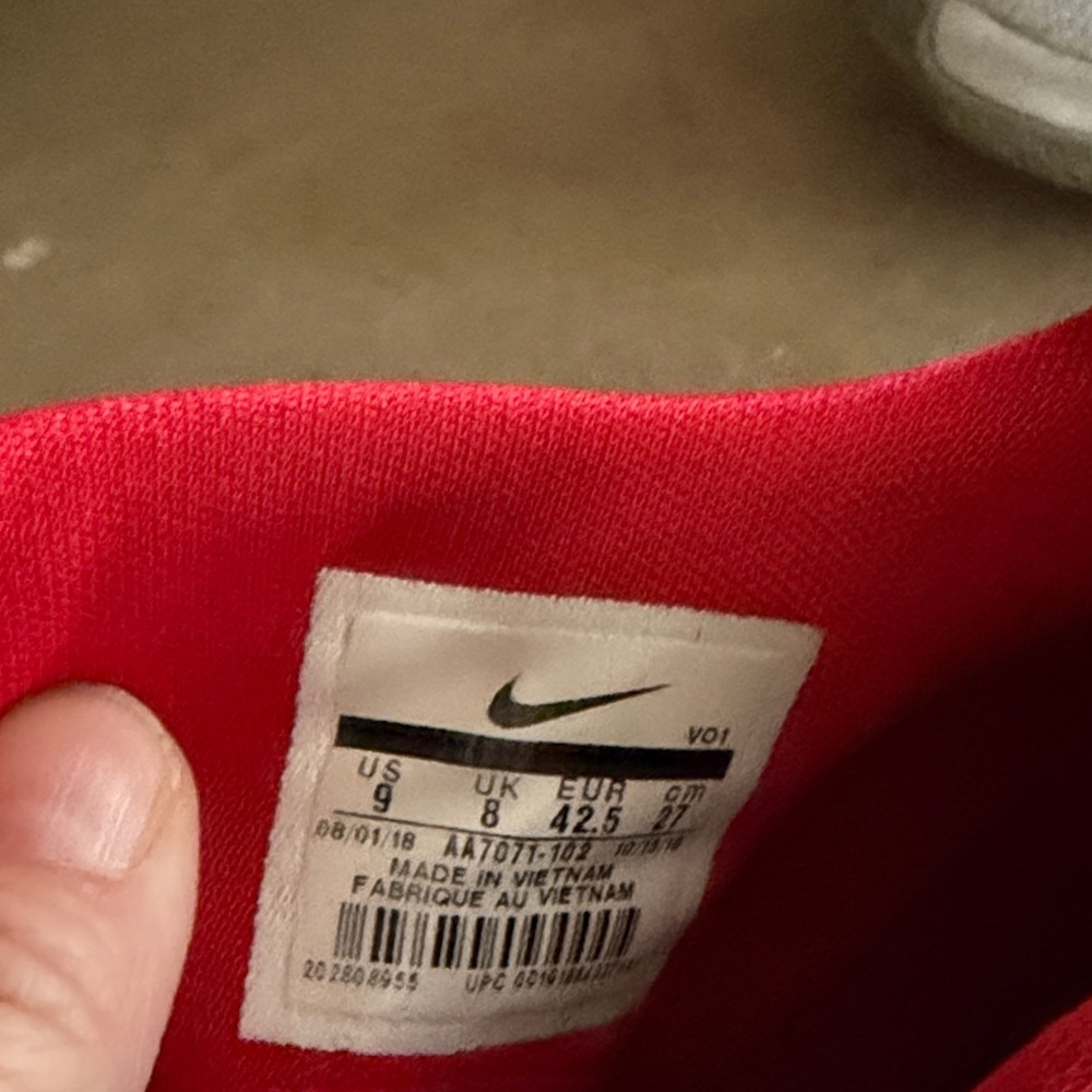 Nike Kyrie Flytrap 2 - image 2